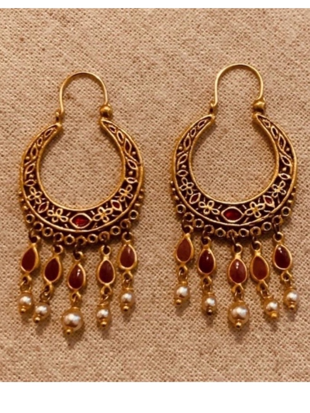 The Museum Company | Earrings | Enamel & Pearl